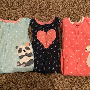 Carters  12 months pajamas  bundle of 3